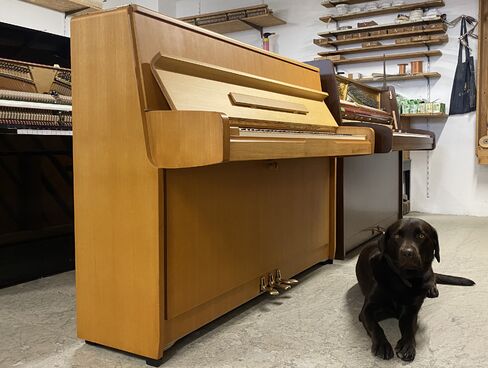 Yamaha 108 Modern von 1968 in Eiche satiniert
