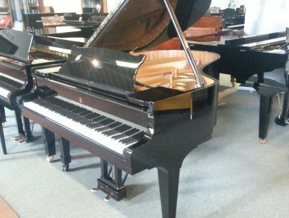 Steinway & Sons O 180 von 1966 in Schwarz poliert